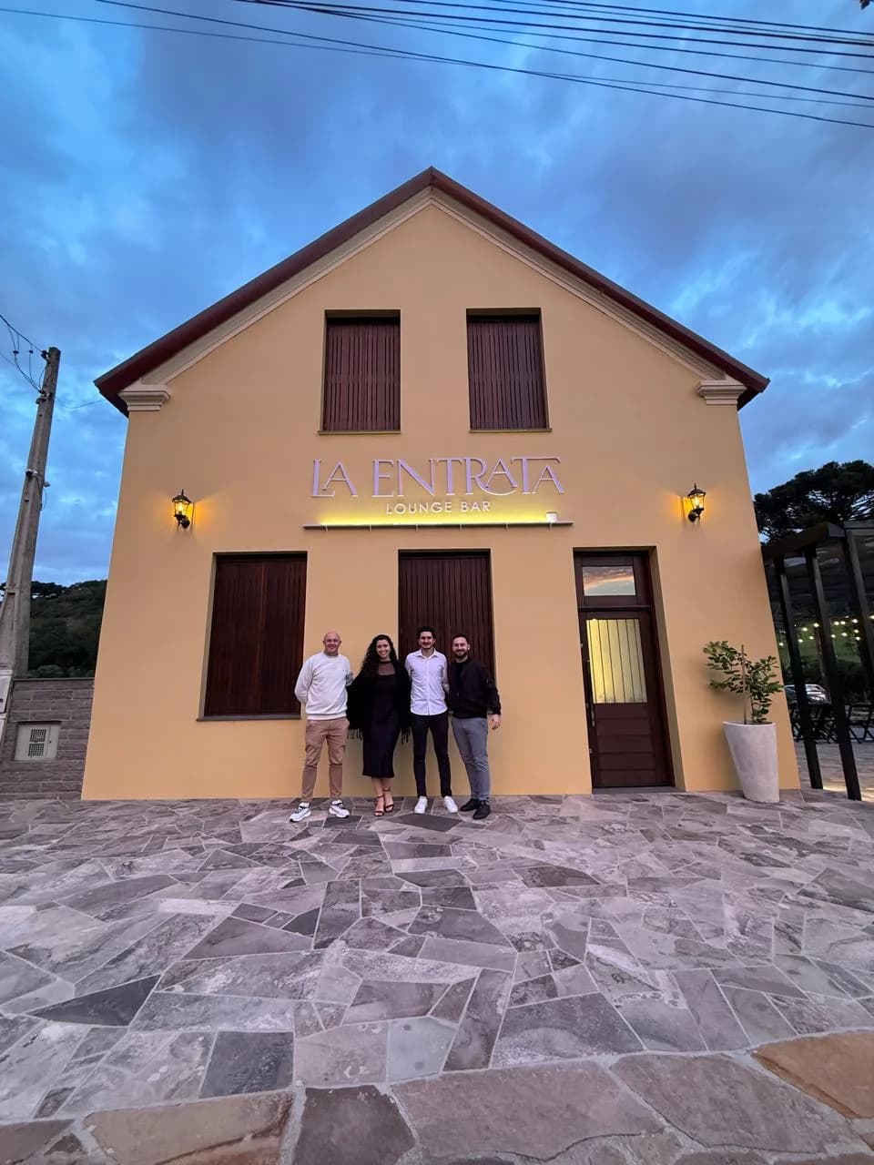 ATAPI prestigia a inauguração do La Entrata Lounge Bar em Antônio Prado